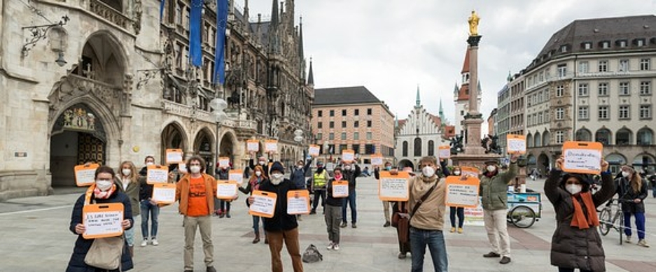 Mahnwache zur Meinungsvielfalt