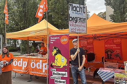ÖDP München auf den Corso Leopold ÖDP München auf den Corso Leopold
